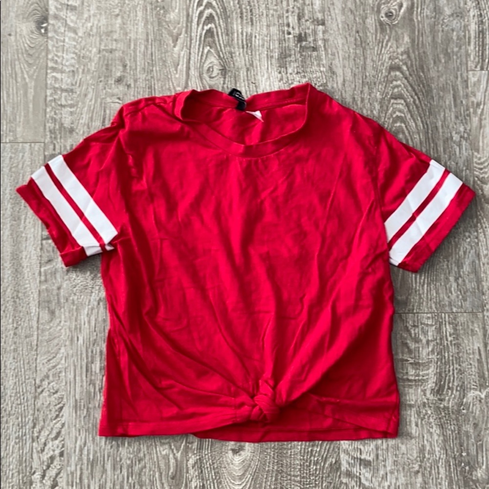 Crop top with knot